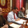 Ayuntamiento y Aqualia firman un convenio para la inversión de 6 millones de euros en obras en la red del agua (Chipiona)