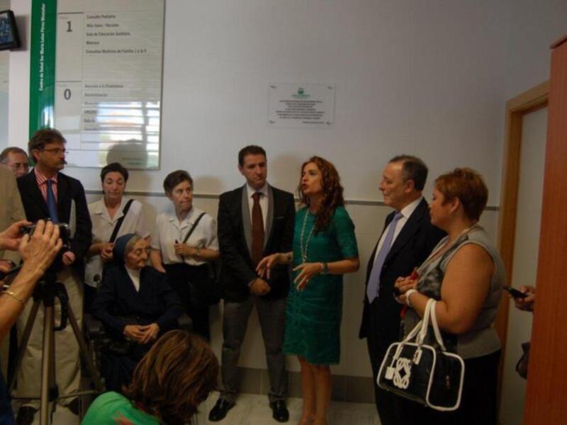 Usuarios cuentan con el nuevo centro de salud Sor María Luisa Montañés que repartirá la asistencia sanitaria con Tolosa Latour(Chipiona)