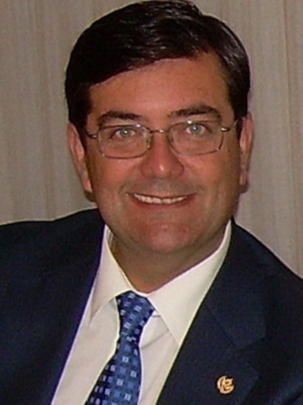 José María Gómez Ruiz,  presentara  su candidatura como hermano Mayor de la Soledad de San Lorenzo  