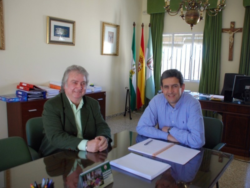 La Federación Andaluza de Caza y Jauleros Andaluces lanzan su campaña en defensa del reclamo