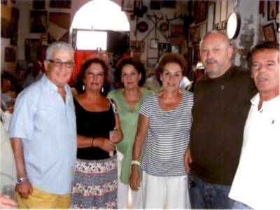 La Peña El Tricornio de Chipiona celebra el 25 aniversario de su fundación con un homenaje a socios destacados.-