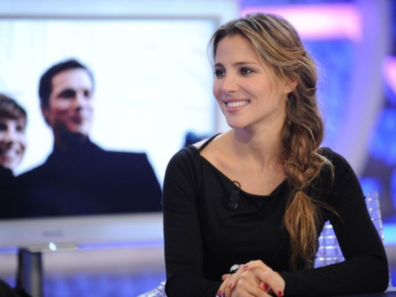 Elsa Pataky, enseña trucos para ser sexy en la cama con Pablo Motos