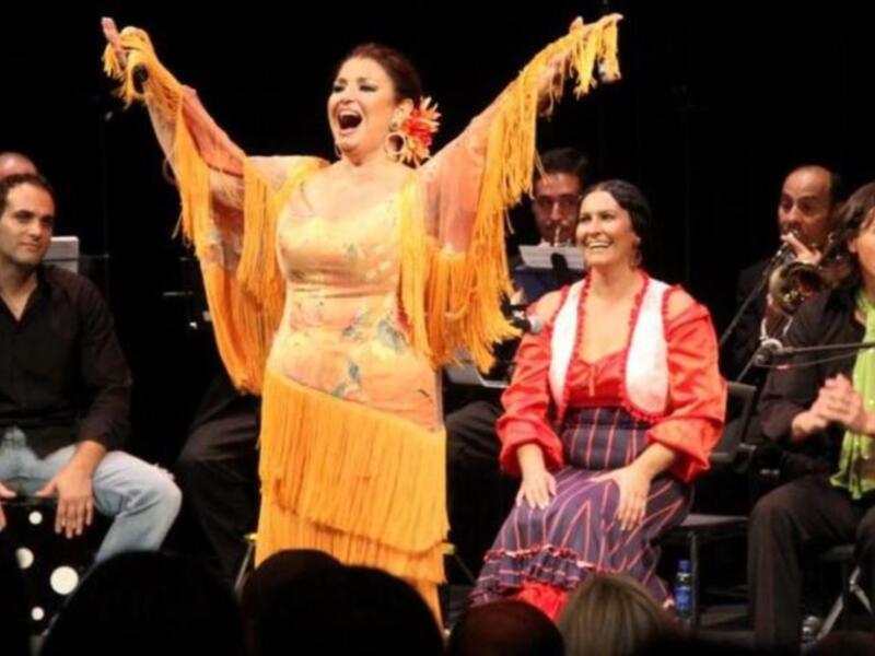 Ana Del Río, homenajea durante tres horas a Rafael de León, Maestro Solano y Manolo Garrido