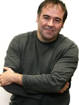Antonio G. Ferreras dirigirá y presentará al rojo vivo