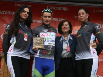Fran Ventoso consigue la primera victoria española en la Vuelta a Andalucía al ganar al sprint en Jaén
