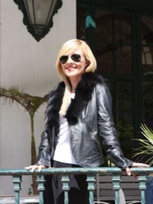 Cayetana Guillén Cuervo presenta en Sevilla su nueva obra de teatro Amar en tiempos revueltos 