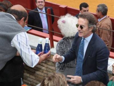 La Duquesa de Alba celebra su 85 cumpleaños en córdoba con Alfonso Diez