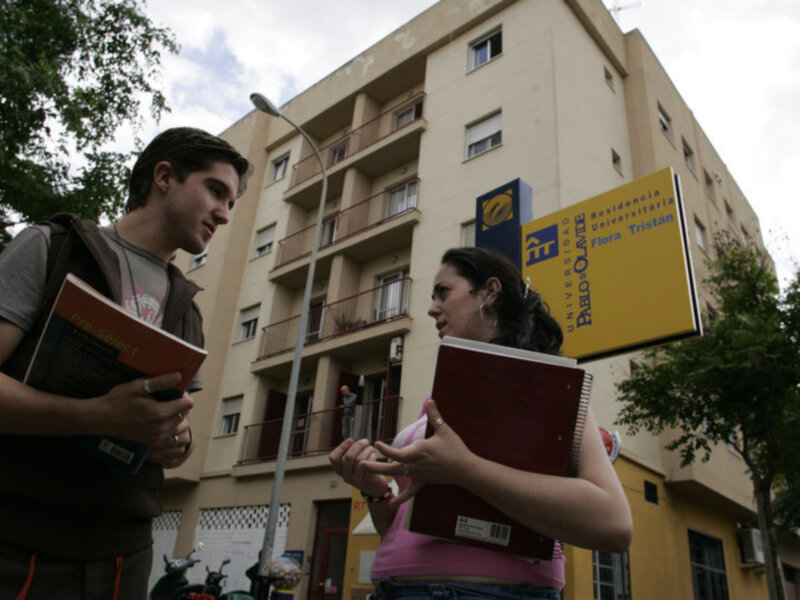 La residencia universitaria Flora Tristán de la UPO celebra hoy su séptimo aniversario en Las Letanías