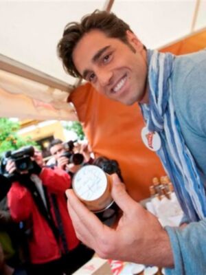 David Bustamente imagen de Saimaza