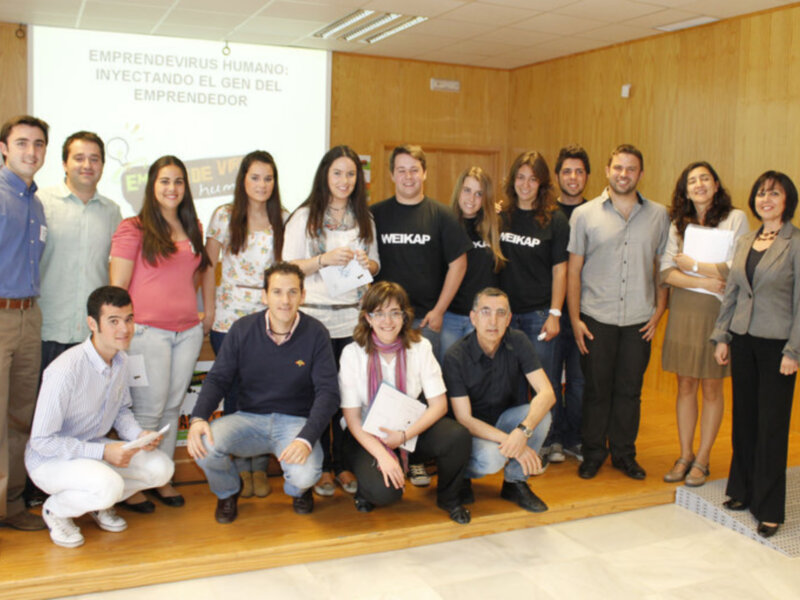 El IES Ruiz Gijón, de Utrera, gana el concurso "Emprender Hoy, Futuro para Mañana", organizado por FEBiotec y Grupo Hespérides Biotech