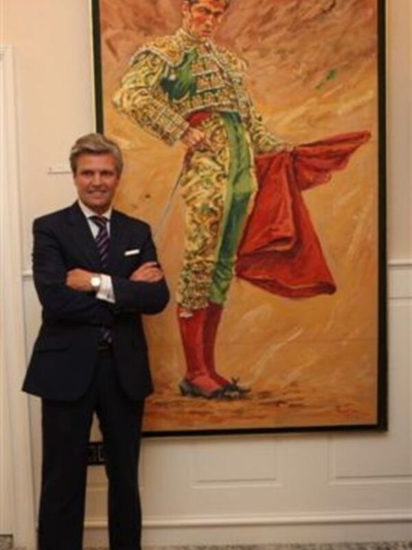 Eugenia Martínez de Irujo con la Duquesa de Alba en inauguración exposición taurina de la fundación Pequeño deseo