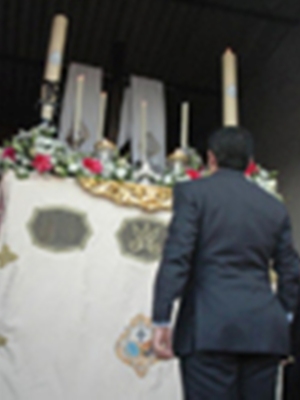 Procesión de la Cruz de Mayo del Grupo Joven de la Hdad. de Ntra. Sra. del Rosario Coronada, de Burguillos