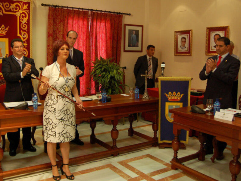 Isabel María Fernández  Orihuela(IU) elegida alcaldesa de Chipiona 