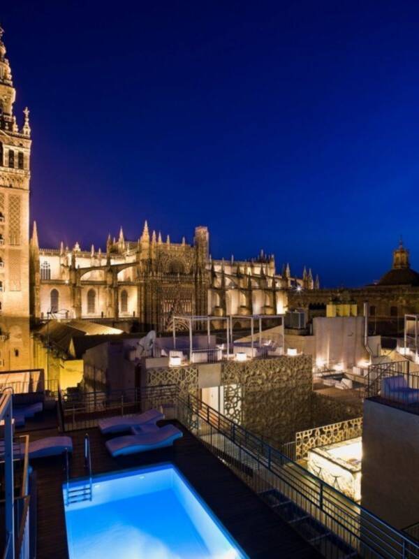 Fuego y magia para la Noche de San Juan en EME Catedral Hotel