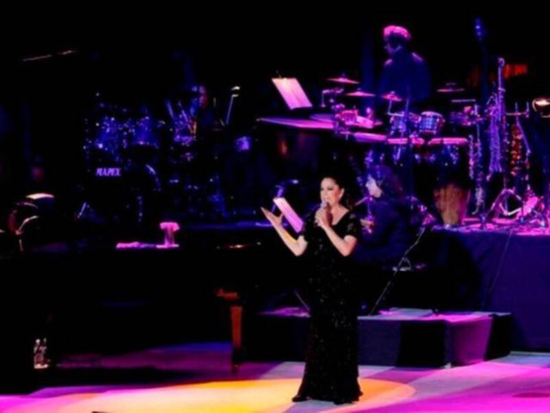 Isabel Pantoja, arrasa en Córdoba 