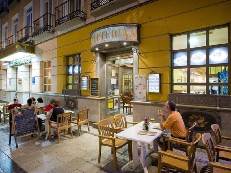 SUITES GRAN VÍA 44 ESTRENA PÁGINA EN FACEBOOK CON MULTITUD DE CONTENIDOS EXTRAS