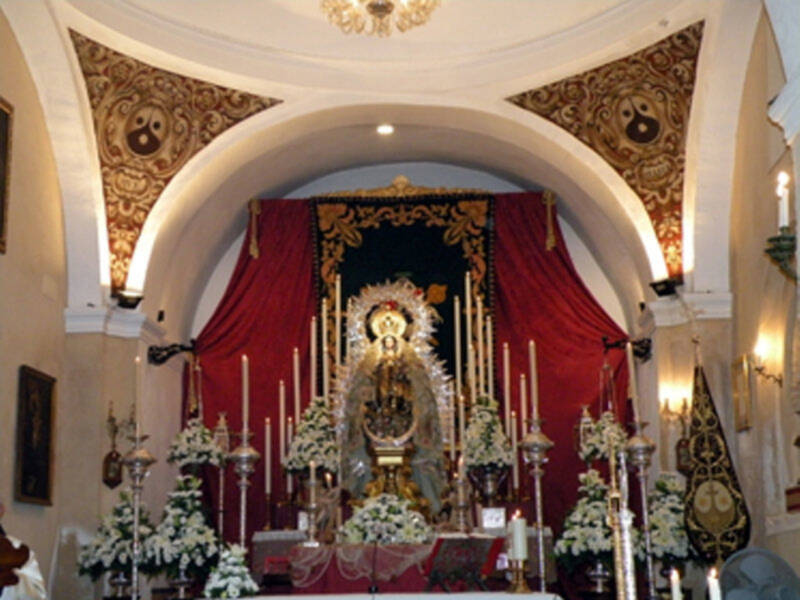 Altar y cultos en la capilla del Carmen de Calatrava (Sevilla)&#8207;