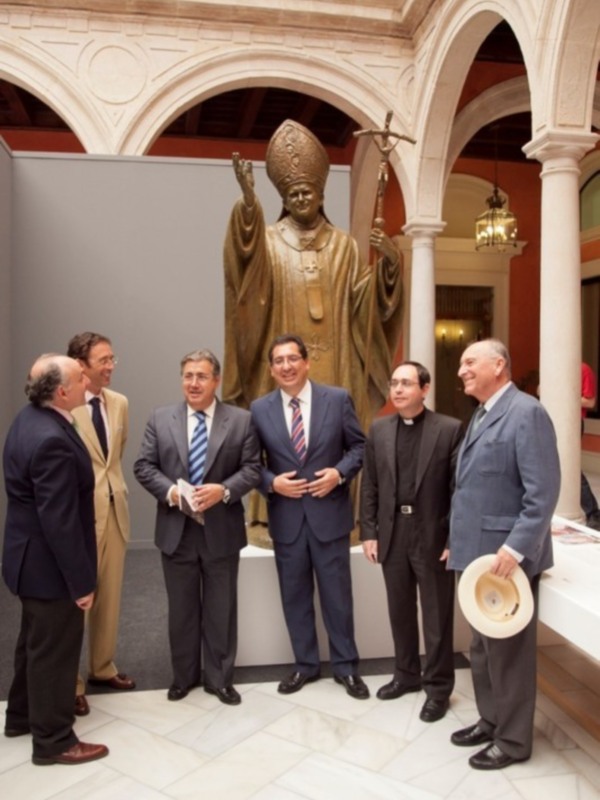 La exposición Juan Pablo II. Proceso de un monumento para Sevilla cierra con más de 12.200 visitas 