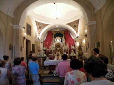 Altar y cultos en la capilla del Carmen de Calatrava (Sevilla)&#8207;