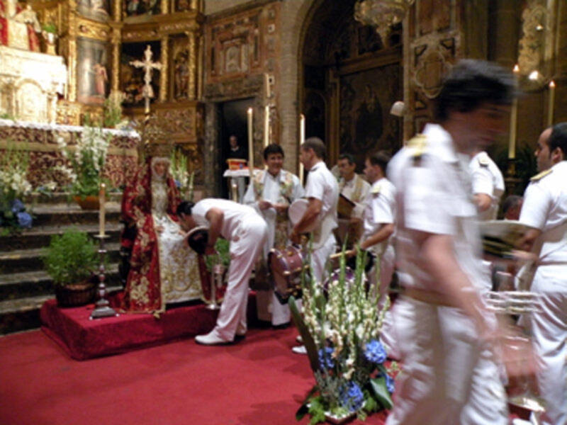 Felicitaciones y Salutación a la Abuela de Triana 2011