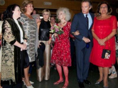 La Duquesa de Alba y Alfonso Díez, en su último acto público como solteros