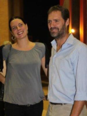 Alejandra Osborne y su marido en el cuarto mes de embarazo