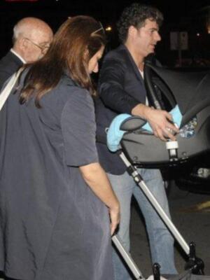 Monserrat obligada a usar silla de ruedas por una caída