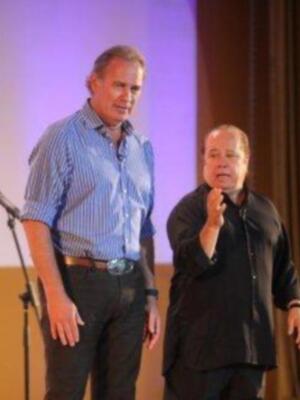 Alejandra Osborne y su marido en el cuarto mes de embarazo