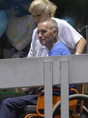 Ortega Cano pide respeto a sus allegados 