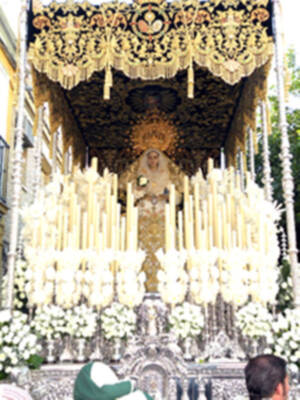 Salida extraordinaria de María Stma .de la Salud, como clausura del L Aniversario Fundacional