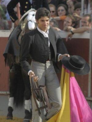 Espartaco, Ponce ,Morante y Cayetano, toreros solidarios y padrazos