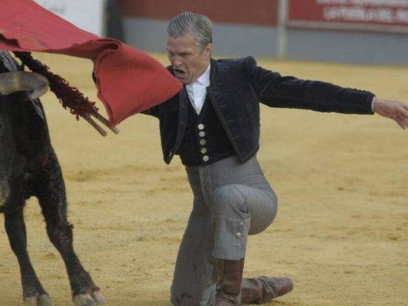 Espartaco, Ponce ,Morante y Cayetano, toreros solidarios y padrazos 