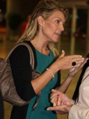 Patricia rato amadrina una exposición en Sevilla