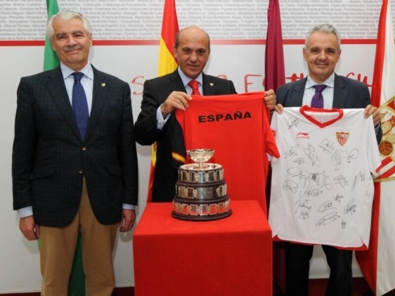 La RFET agradece al Sevilla FC su apoyo a la Copa Davis