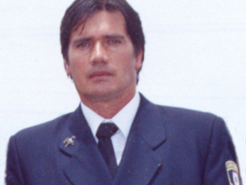 Expertos directivos de la Policía Nacional de Bolivia eligen al Método Arcón tras verificar su óptimo nivel de eficacia y valor científico, como sistema para establecerlo en el pais