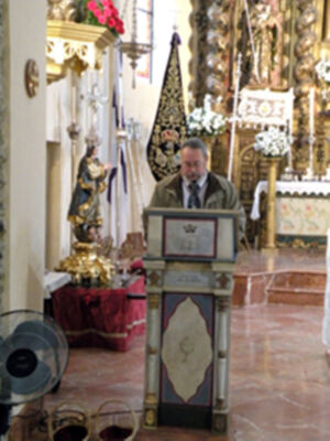 La Hermandad de Jesús Nazareno homenajeo a la guardia civil de Alcalá del Río