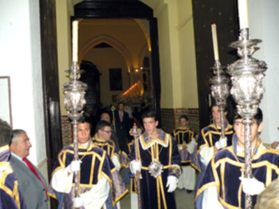 Procesión de gloria de la Virgen de la Soledad de Alcalá del Río con motivo de la imposición del Fajín de S. M. EL Rey Juan Carlos I