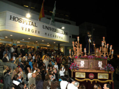 El Nazareno de la Bondad visito el Hospital de la Macarena