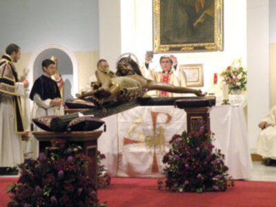 Solemne Función Eucarística con el Cristo de San Agustín en Santa Clara.