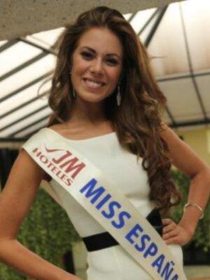 Miss España 2011, Andrea Huisgen comienza su reinado
