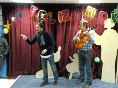 El cartero Real visito el Hospital Macarena.