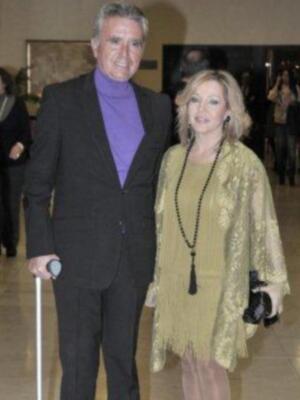 Gloria Camila cumple 16 años sobre la pasarela ante la orgullosa mirada de su padre y su hermano que regreso de Irlanda