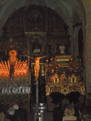 Galería del Descendimiento de Cristo en la Hermandad de la Soledad de Alcalá del Río (Sevilla)