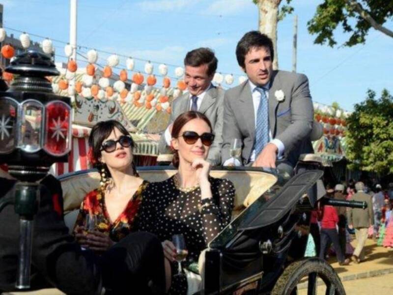 Numerosos personajes conocidos en Feria de Sevilla 2012