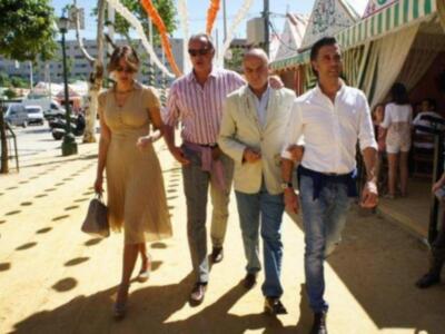 Numerosos personajes conocidos en Feria de Sevilla 2012