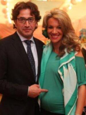 Numerosos personajes conocidos en Feria de Sevilla 2012