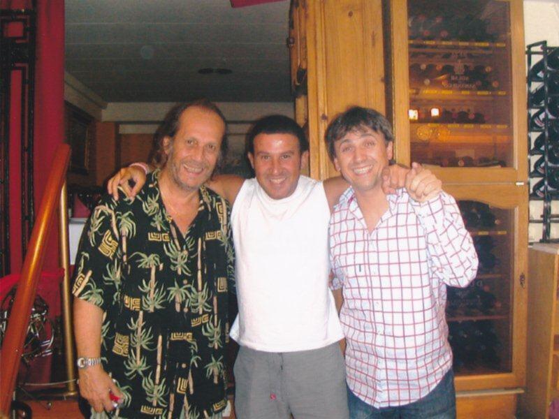 Richy Castellanos escribe sus memorias, 20 años organizando eventos con famosos