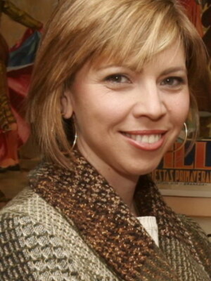 Marina Bernal es periodista sevillana