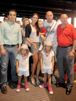 Pepe Reina comenzó sus vacaciones en familia y en Córdoba la tierra de su mujer