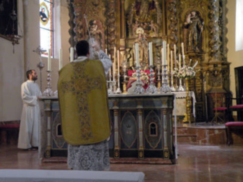 Función Solemne a la Stma. Virgen del Carmen de la Villa de Alcalá del Río.